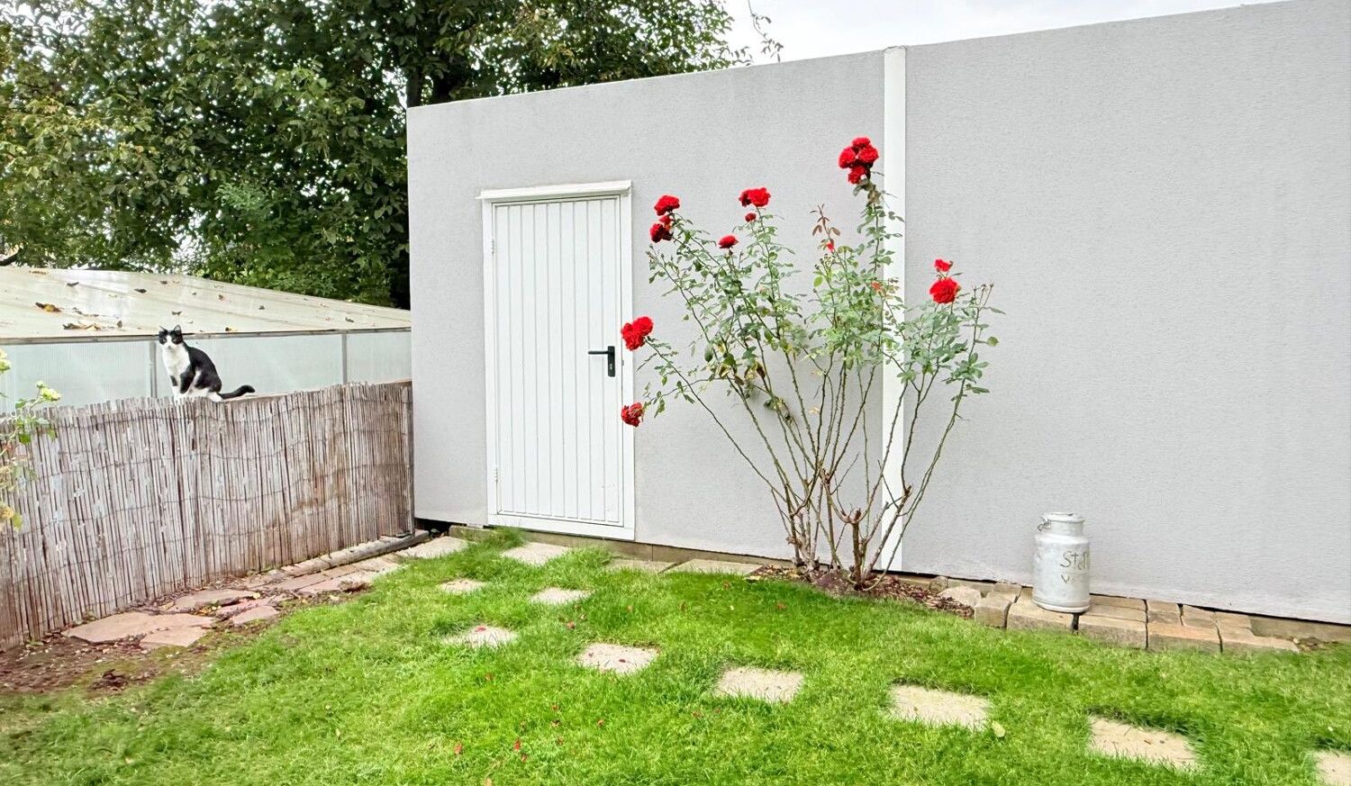Garage und Geräteschuppen