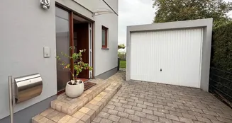 von_poll_real_estate_property_25158004_image_1