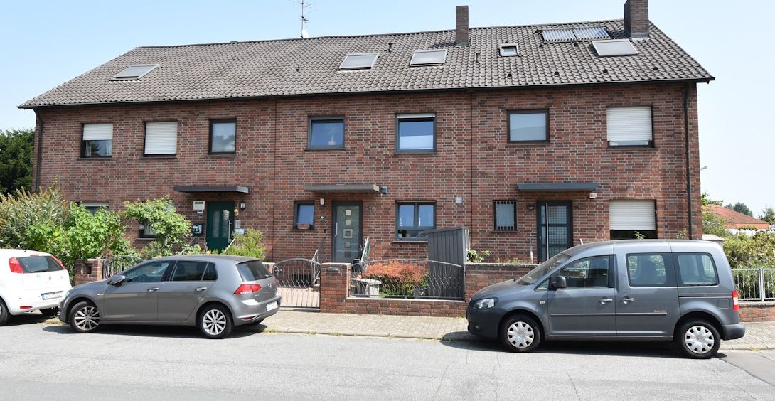 Straßenansicht
