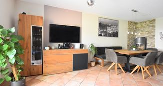 von_poll_real_estate_property_25130025_image_2