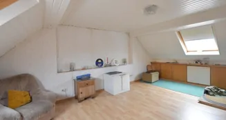 von_poll_real_estate_property_22130056_dp_image_6