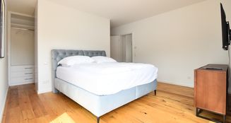 von_poll_real_estate_property_24130046_dp_image_2