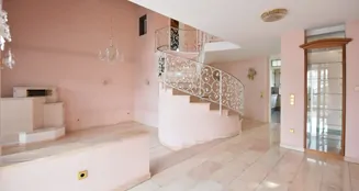 von_poll_real_estate_property_24130043db_image_3