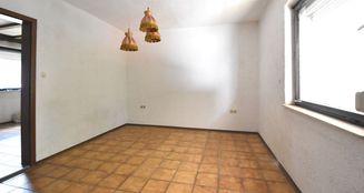 von_poll_real_estate_property_25130015_image_3