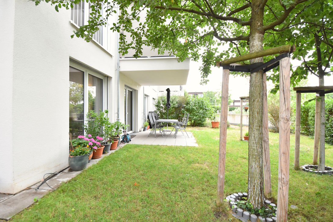 Terrasse und Garten