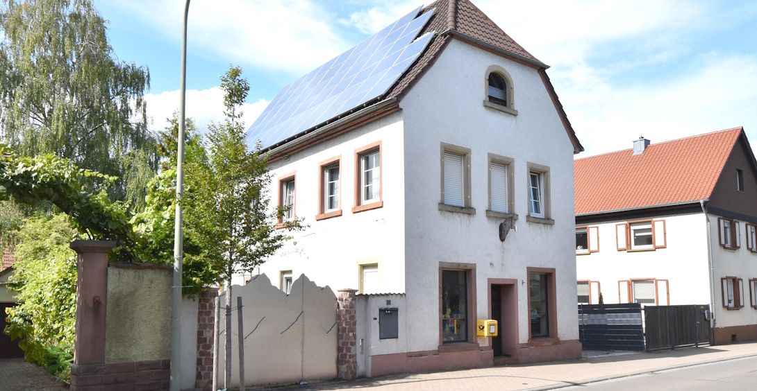 Straßenansicht
