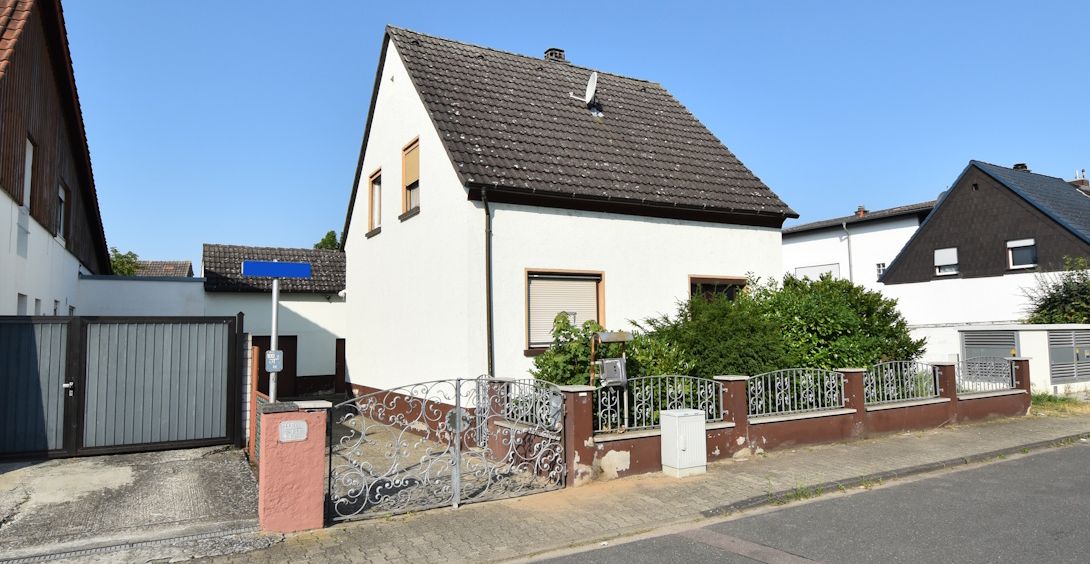 Straßenansicht