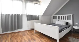 von_poll_real_estate_property_25130043dp_image_9