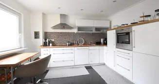 von_poll_real_estate_property_25130043_dp_image_7