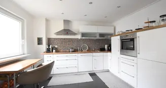 von_poll_real_estate_property_25130043dp_image_7