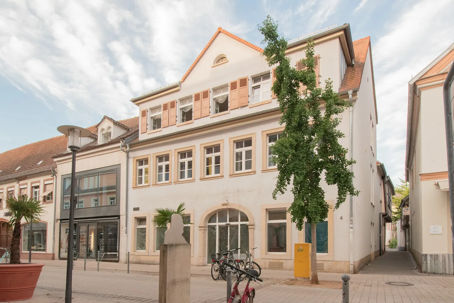 Straßenansicht