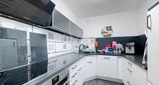 von_poll_real_estate_property_25066042_image_3