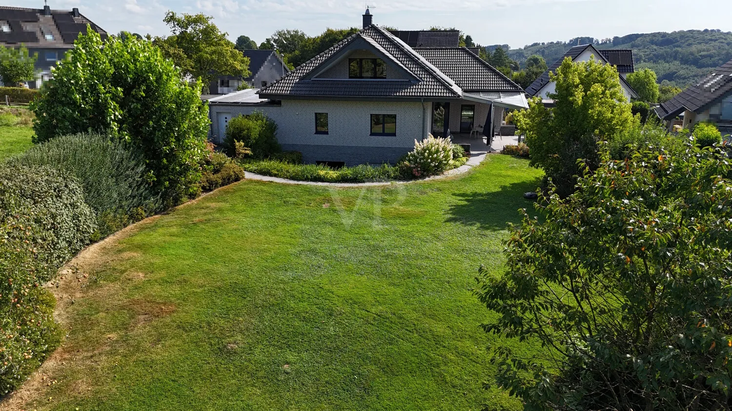 Vogelperspektive mit Gartenausschnitt