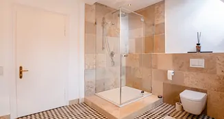 von_poll_real_estate_property_25066036_image_24