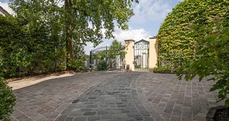 von_poll_real_estate_property_25066036_image_28