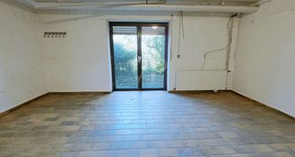von_poll_real_estate_property_25066011_image_17