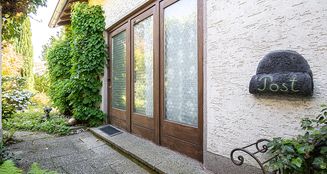 von_poll_real_estate_property_25066019_image_0