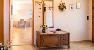 von_poll_real_estate_property_25066014_image_4