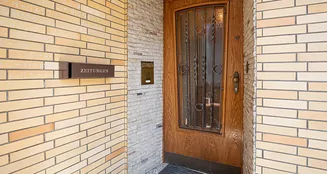 von_poll_real_estate_property_25066014_image_1