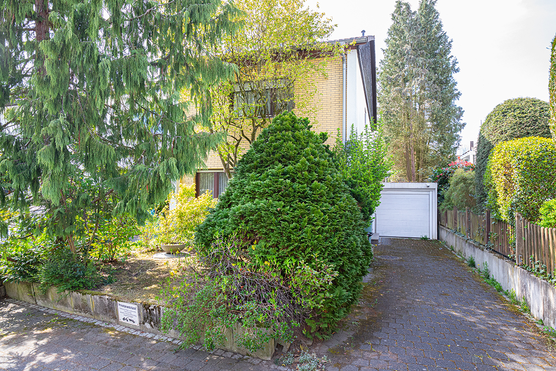 Straßenansicht
