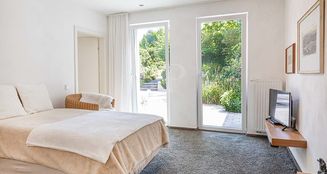 von_poll_real_estate_property_25066025_image_6