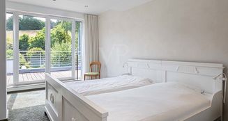 von_poll_real_estate_property_25066025_image_8