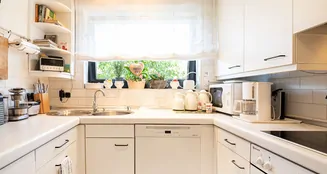 von_poll_real_estate_property_25066037_image_1