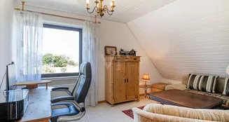 von_poll_real_estate_property_25066026_image_14