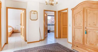 von_poll_real_estate_property_25066026_image_12