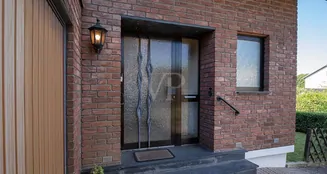 von_poll_real_estate_property_25066026_image_1