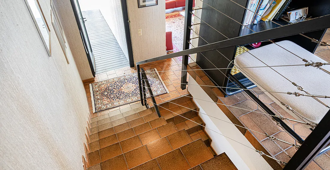 Abgang zum Wohn- u. Terrassenbereich