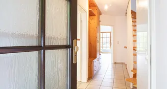 von_poll_real_estate_property_25066041_image_1