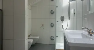 von_poll_real_estate_property_25066030_image_12