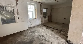 von_poll_real_estate_property_25066033_image_4