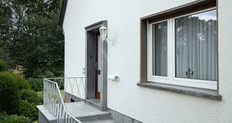 von_poll_real_estate_property_25066038_image_1