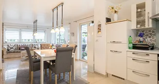 von_poll_real_estate_property_25066040_image_13