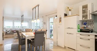 von_poll_real_estate_property_25066040_image_14