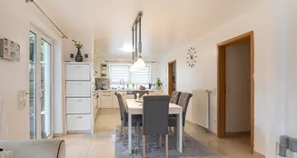 von_poll_real_estate_property_25066040_image_11