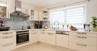 von_poll_real_estate_property_25066040_image_11