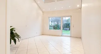 von_poll_real_estate_property_25066045_image_7