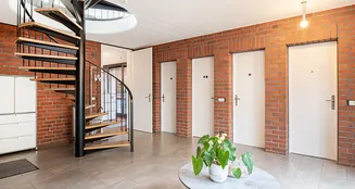 von_poll_real_estate_property_25066031G_image_4