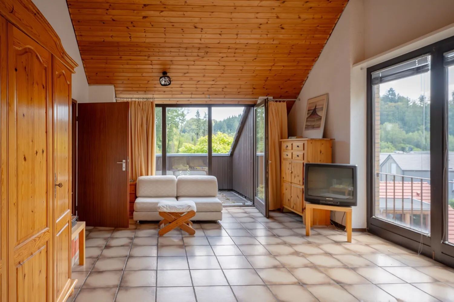 Zimmer 5 mit Balkon