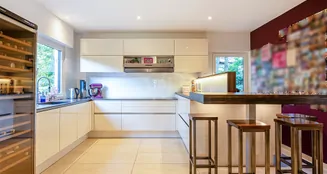 von_poll_real_estate_property_25066046_image_1