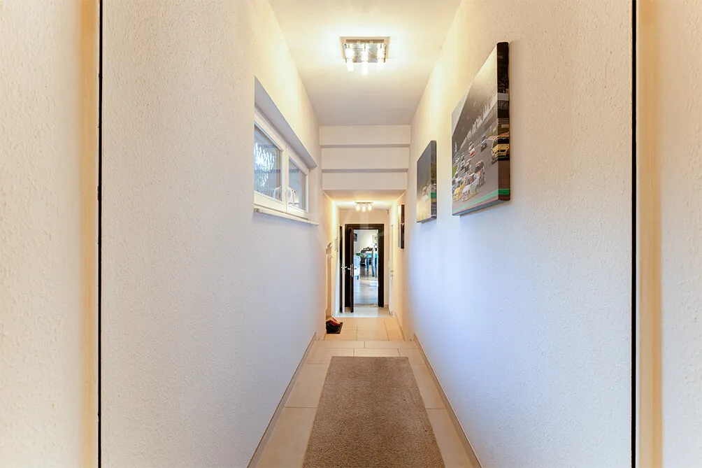 Anbau, Flur mit Blick Wohn- u. Essbereich