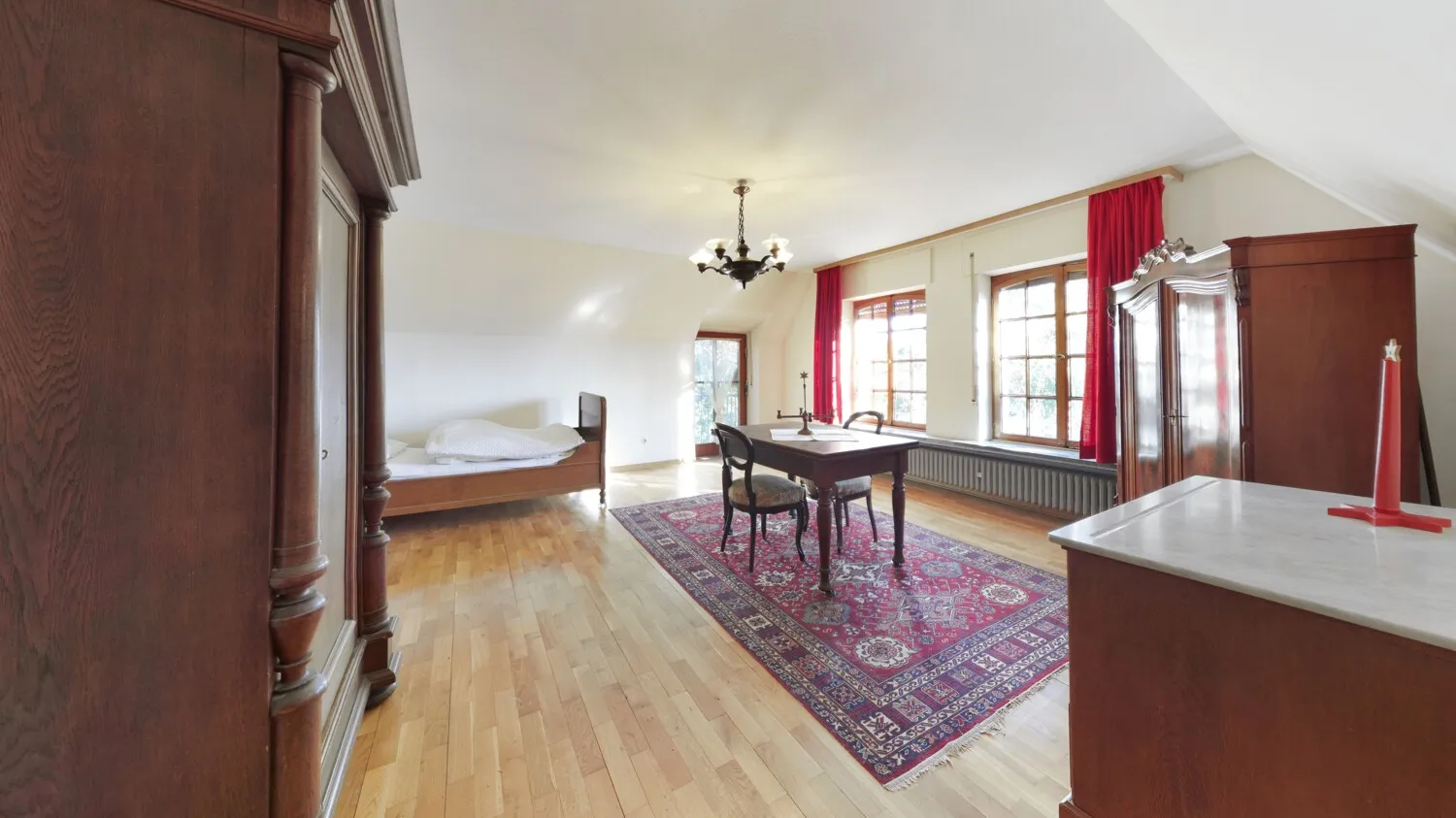 Schlafzimmer OG