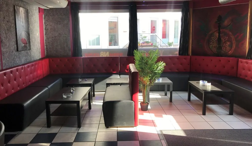 Lounge im Eingangsbereich