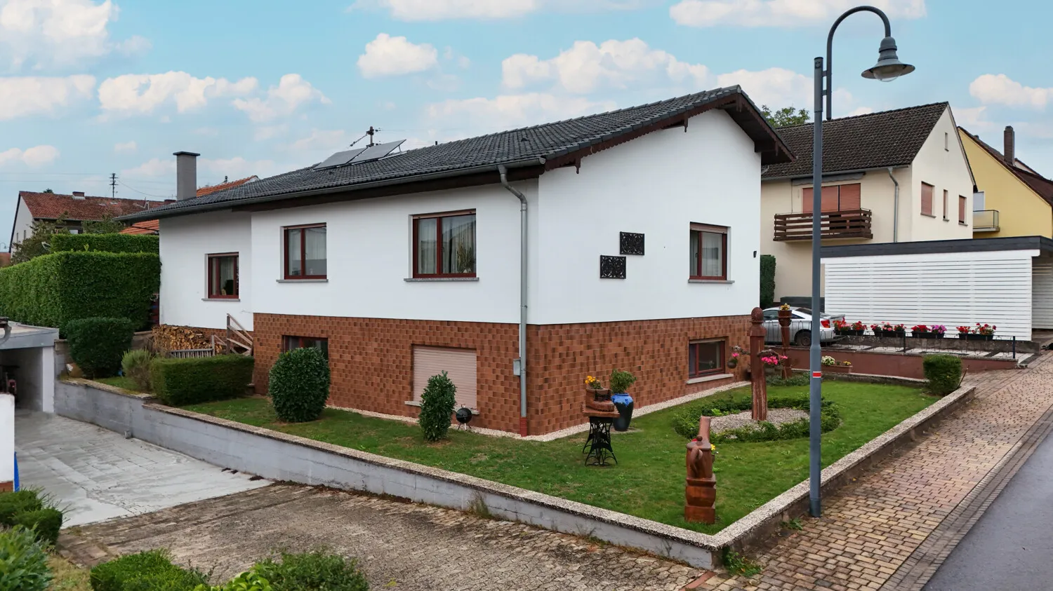 Idylle familiale à Sponheim – bungalow avec jardin, piscine et appartement indépendant