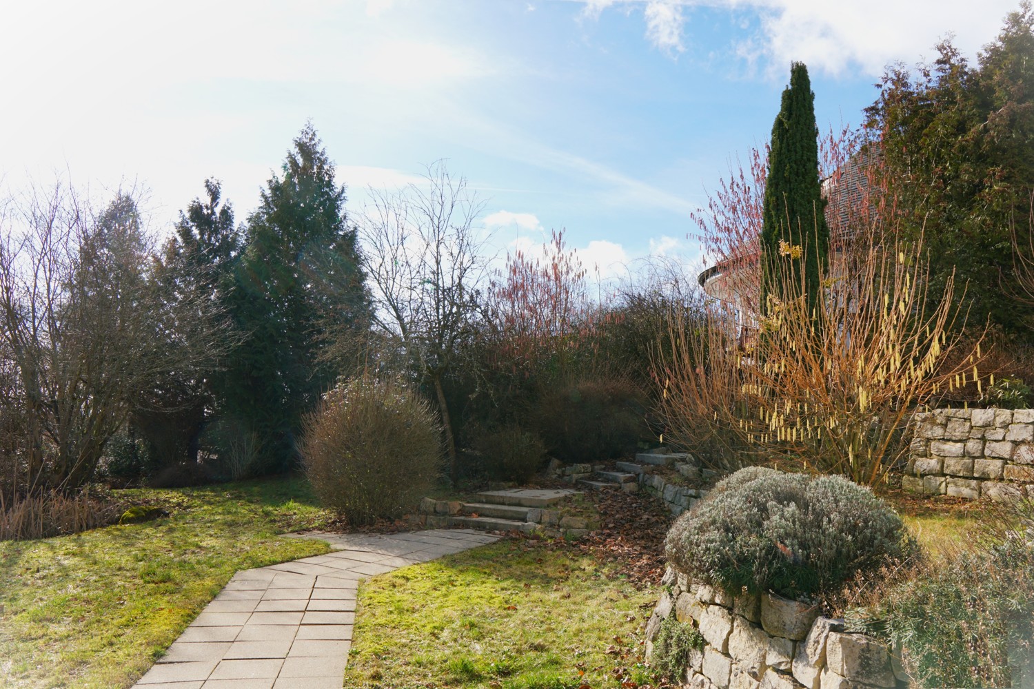 schön angelegte Terrasse