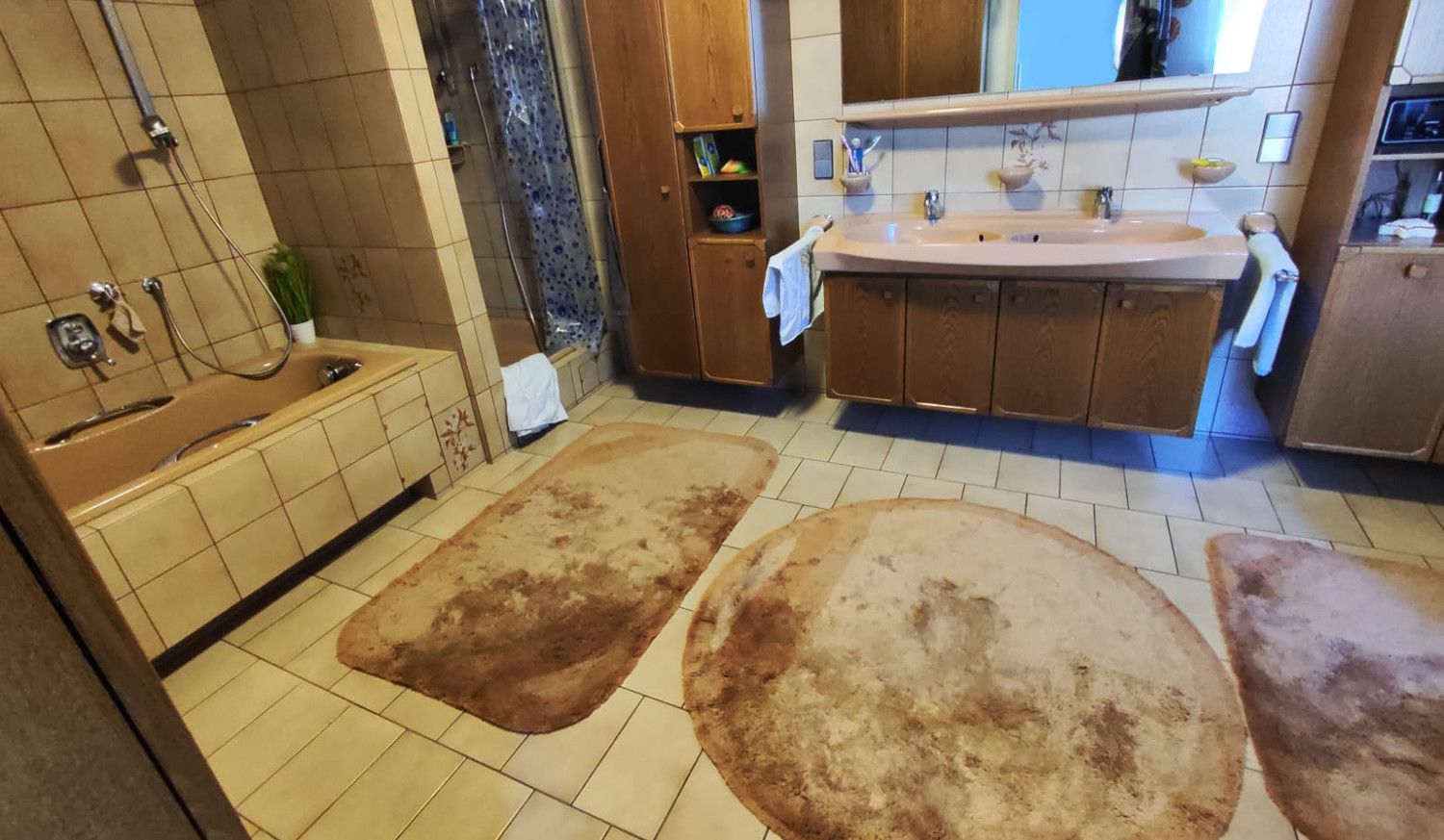 Badewannenbad OG