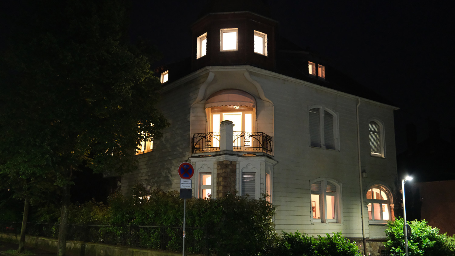 Ansicht bei Nacht